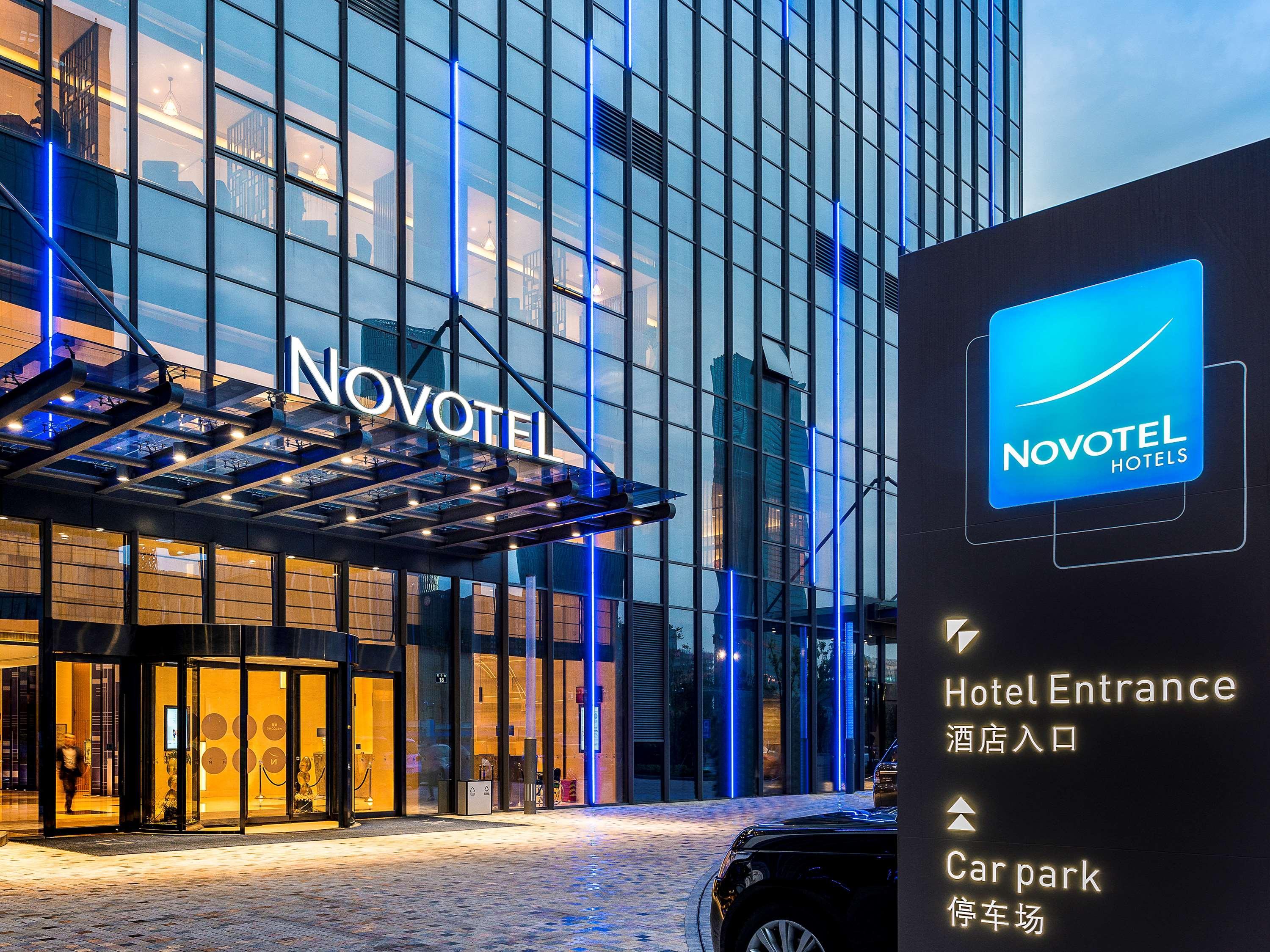 Novotel Ningbo East Exteriör bild